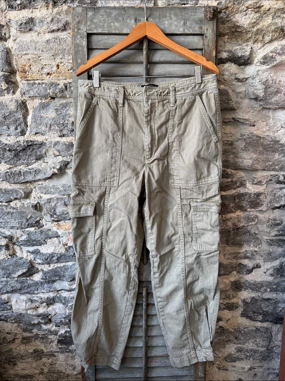 Barrel Cargo Pants in Light Olive by Banana Republic